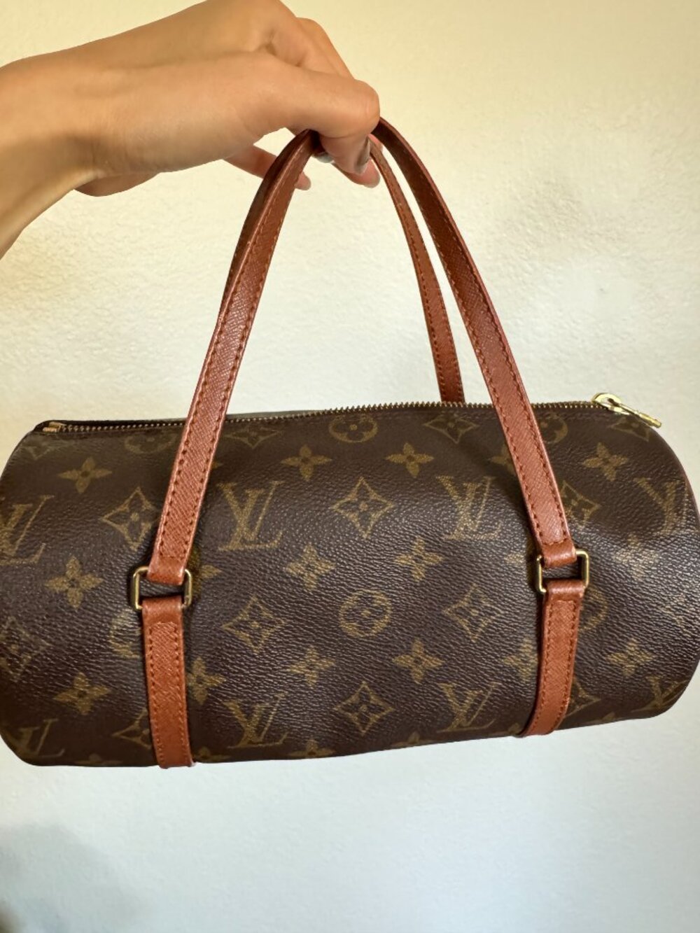 Louis Vuitton Monogram Papillon 26 (Authentic!) - Picture 2 of 10